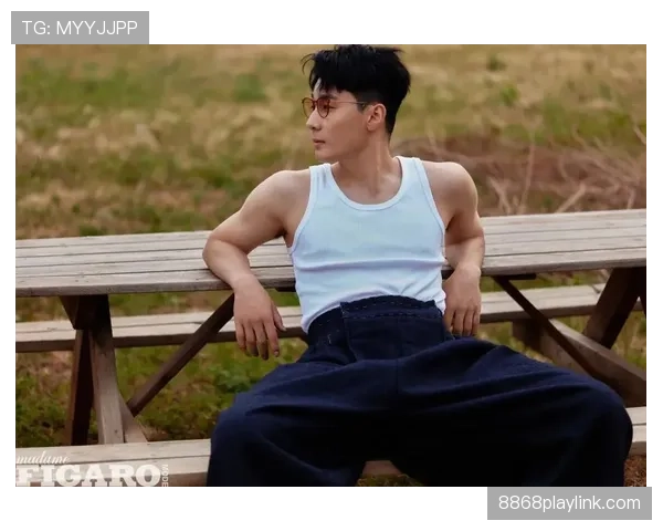 刷到任子威的私服照，我居然一秒以为在看偶像剧